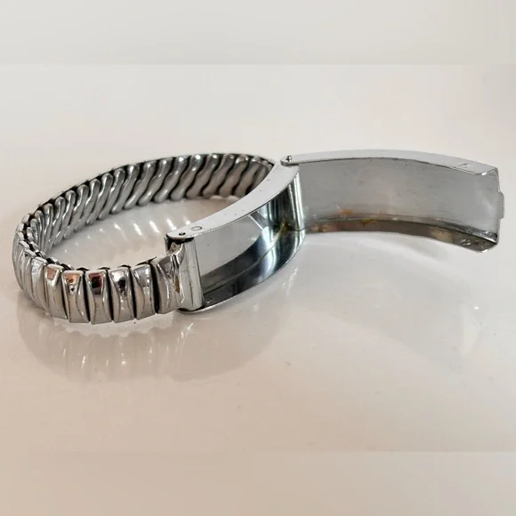 Vintage Expandable Secret Photo ID Silver Tone Bracelet - Picture 5 of 8